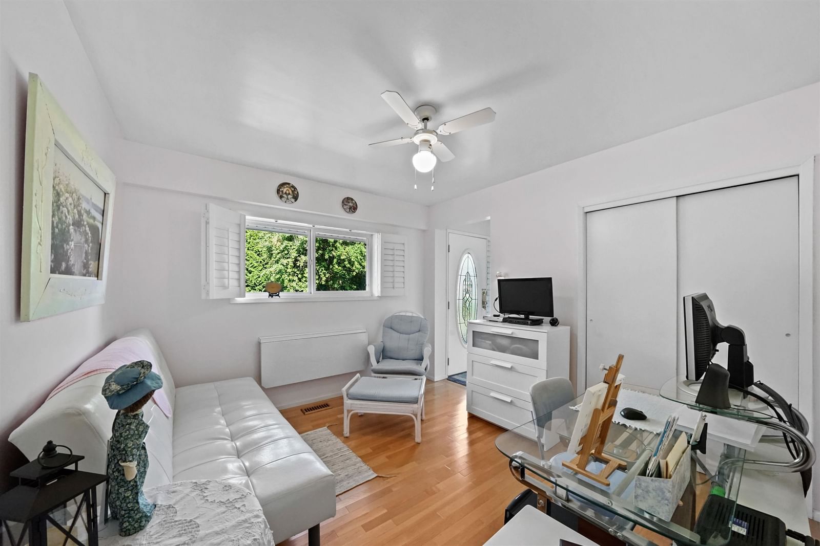 Listing Image 14