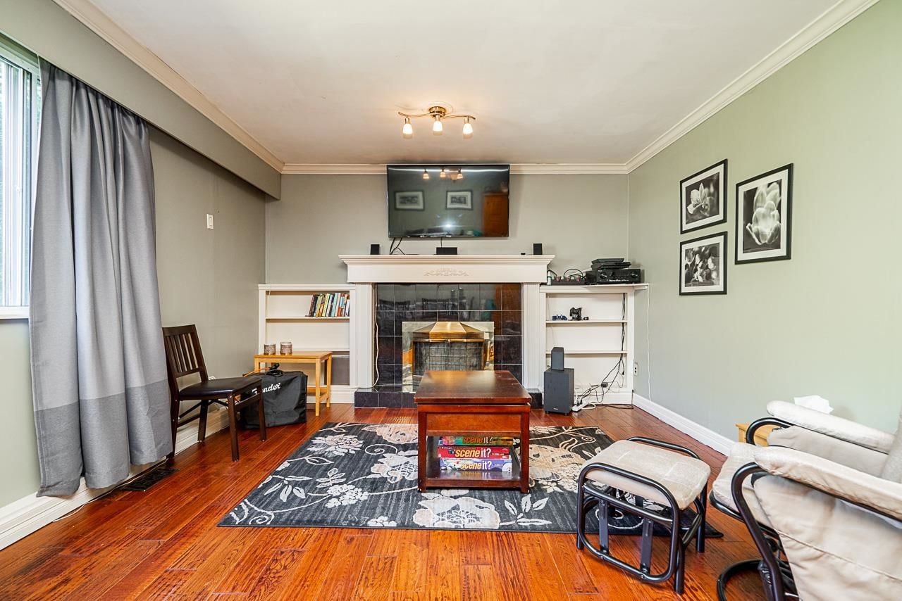 Listing Image 23
