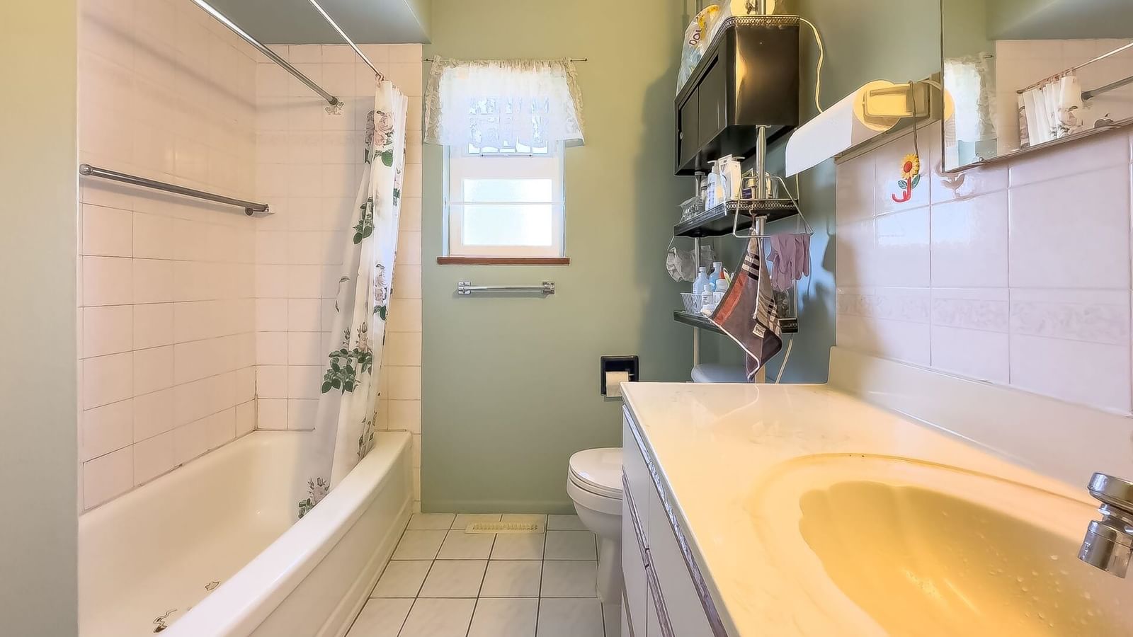 Listing Image 17