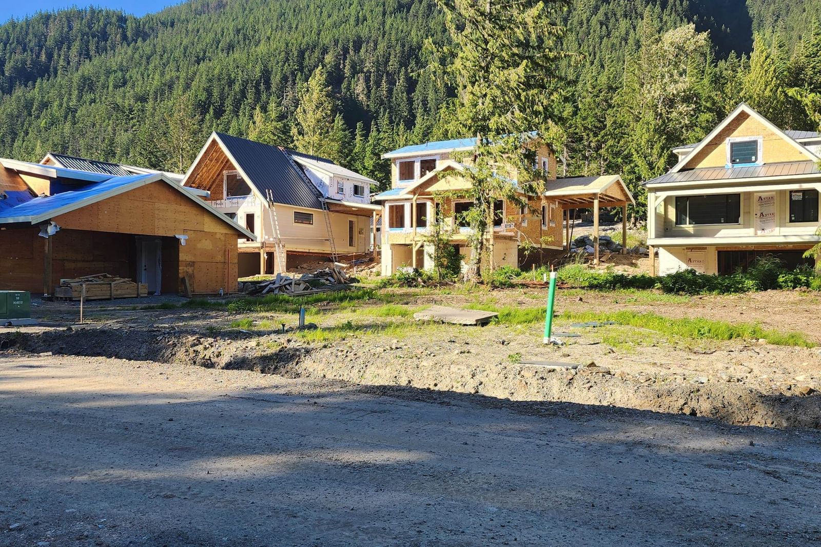 Listing Image 3