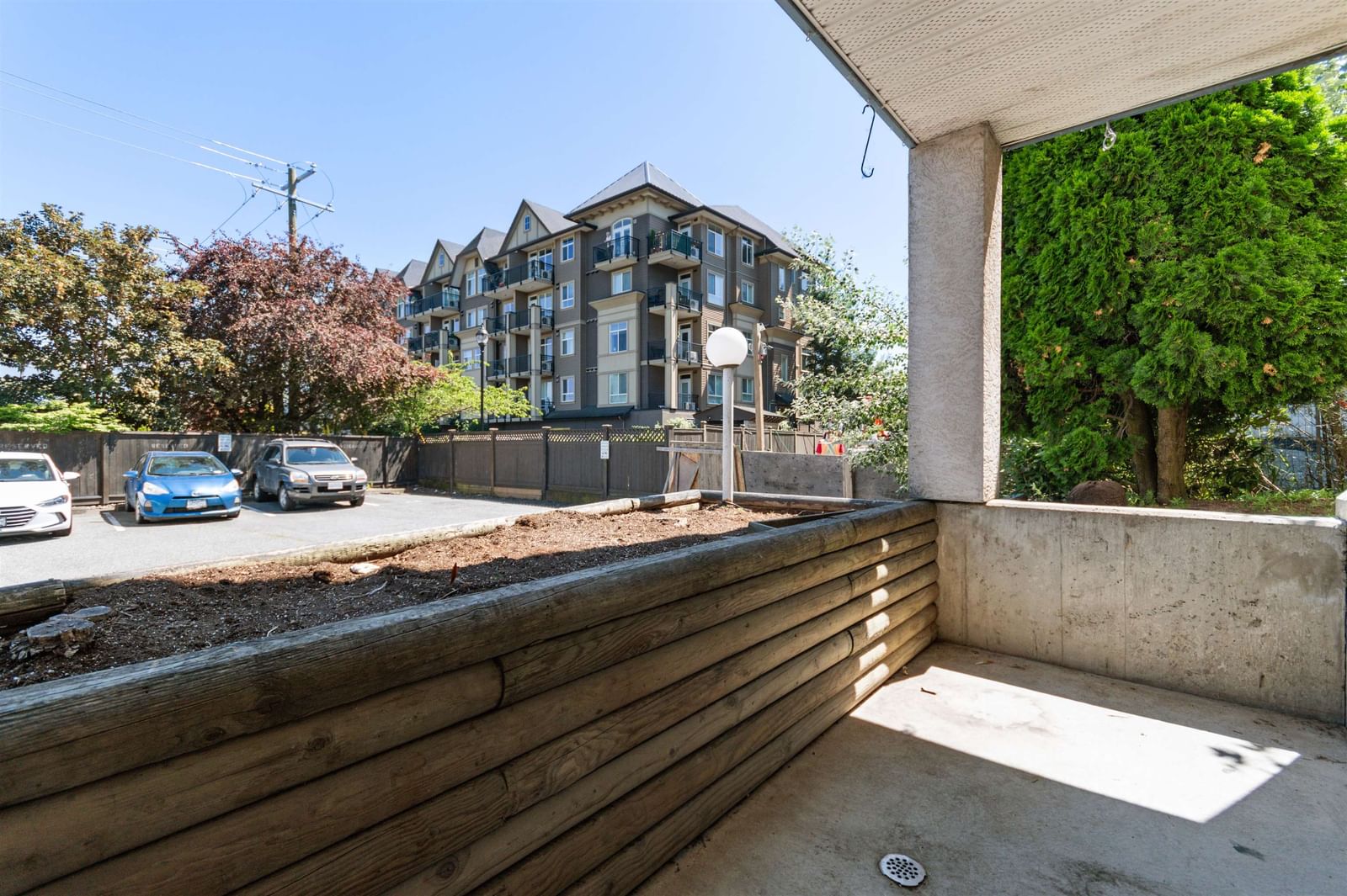Listing Image 22