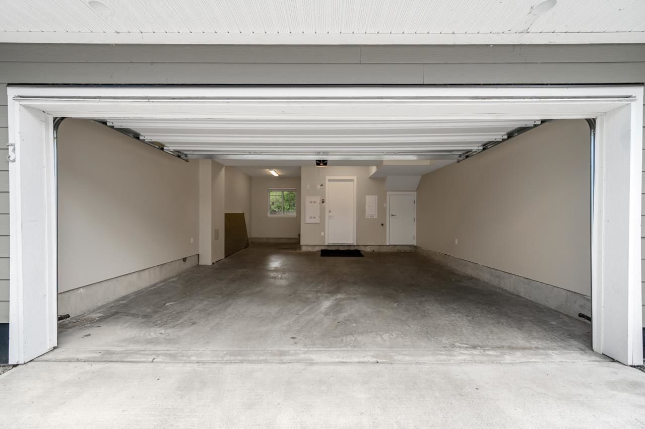 Listing Image 24