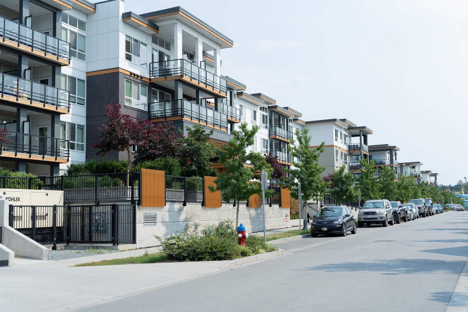 Listing Image 11