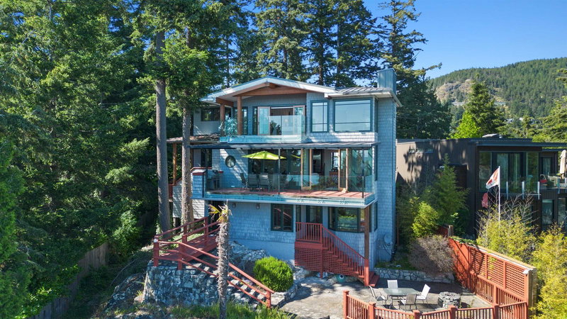 5812 Eagle Island, West Vancouver, V7W 1V5 | Image 2
