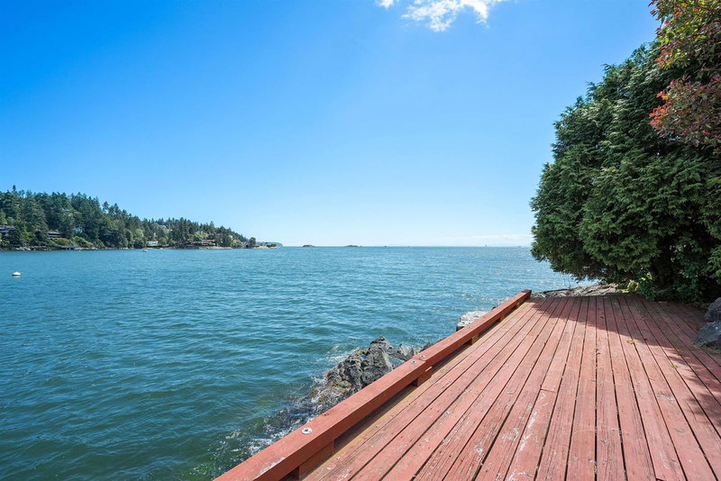 5812 Eagle Island, West Vancouver, V7W 1V5 | Image 3