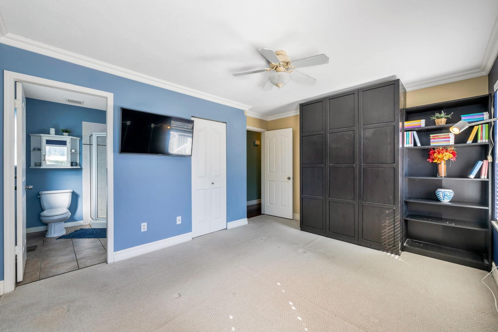 Listing Image 18