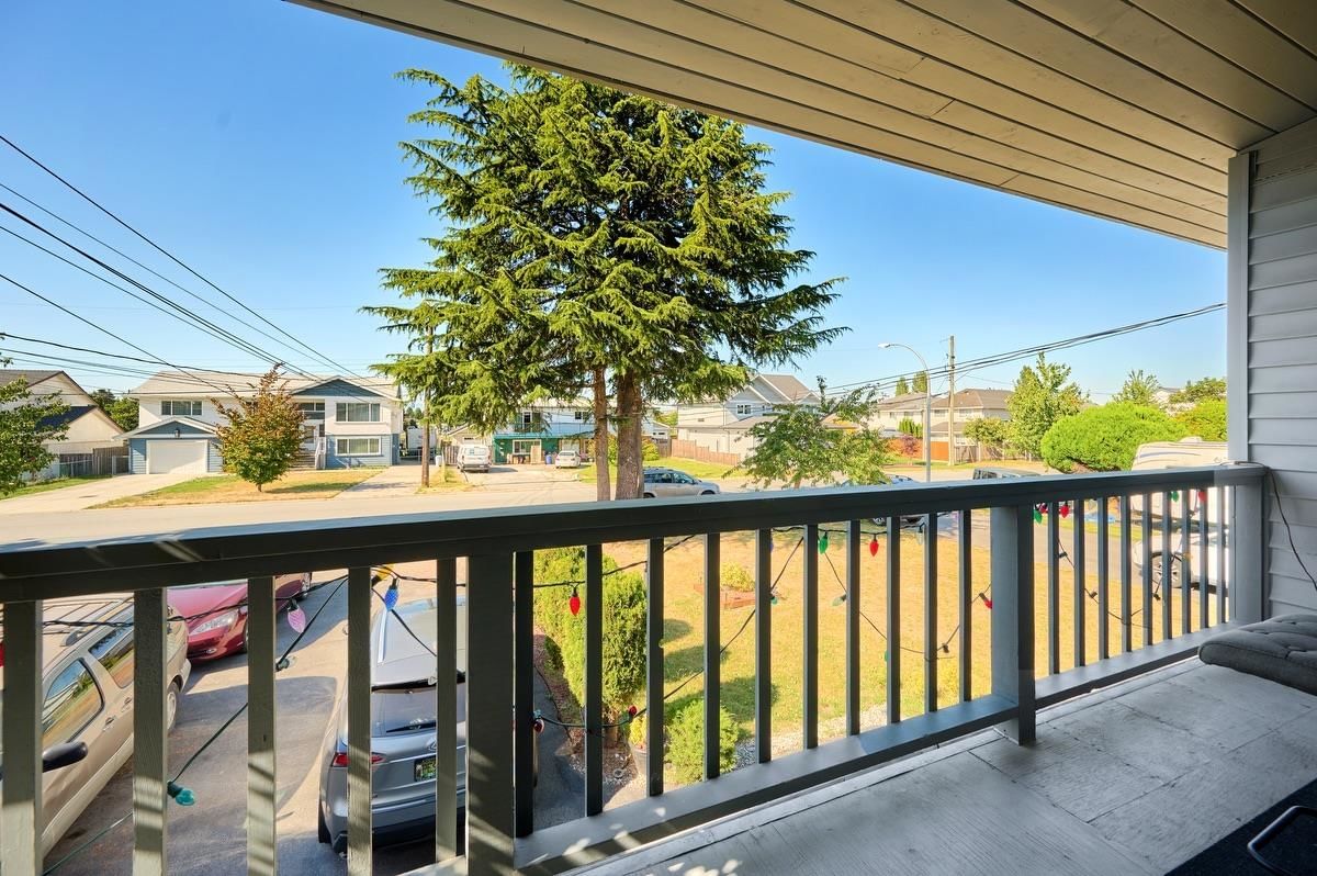 Listing Image 12