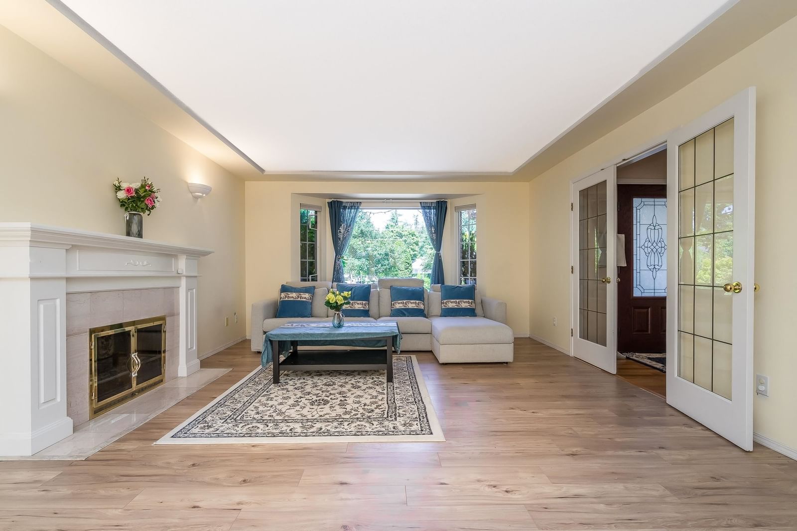 Listing Image 9