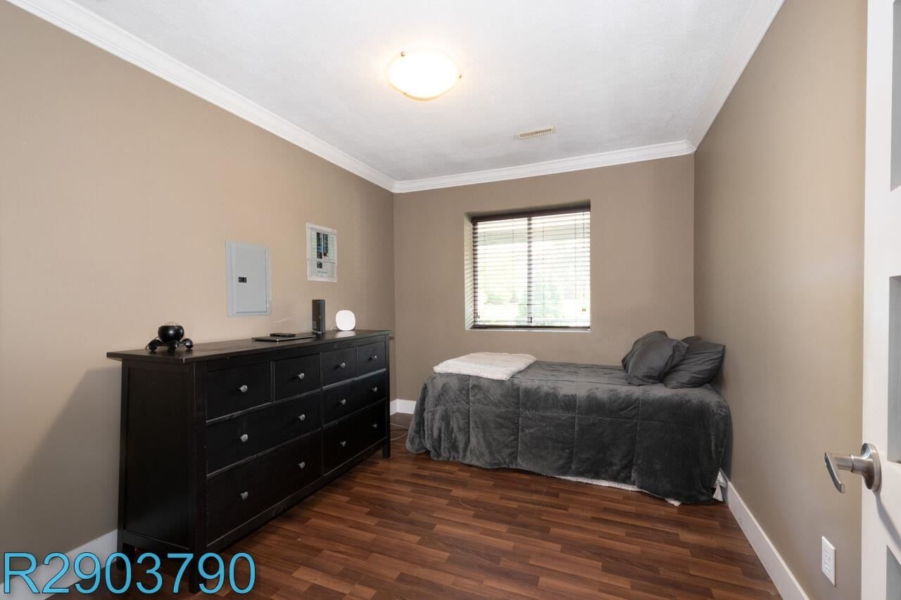 Listing Image 33