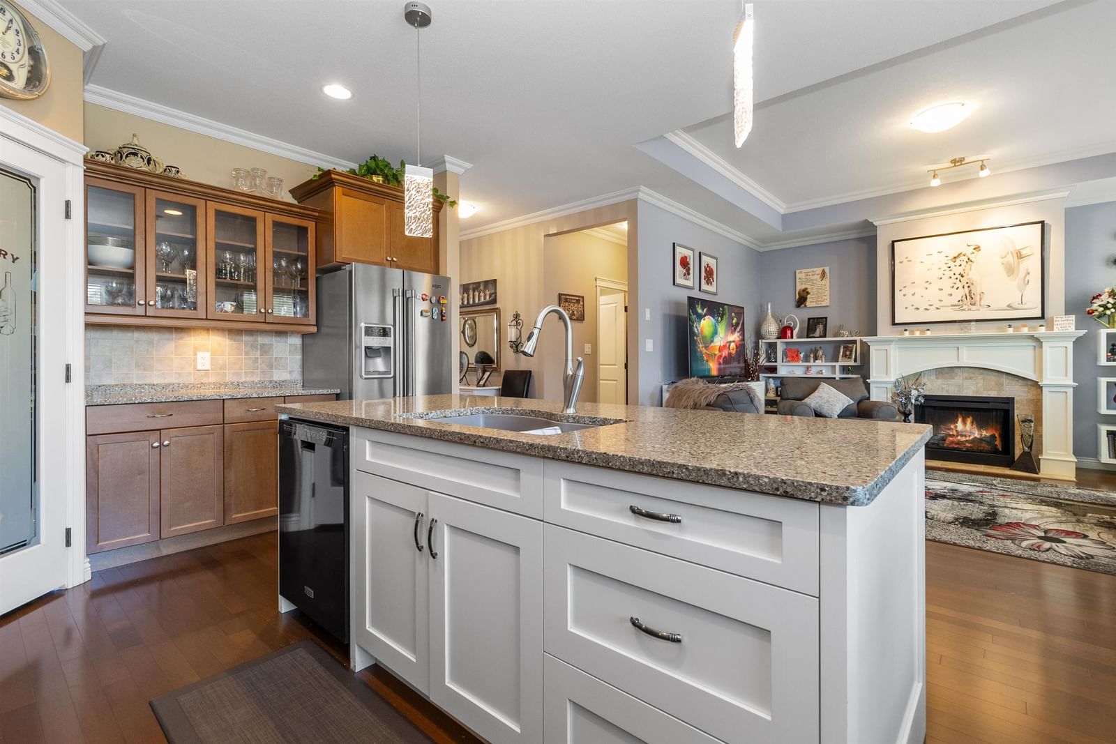 Listing Image 19