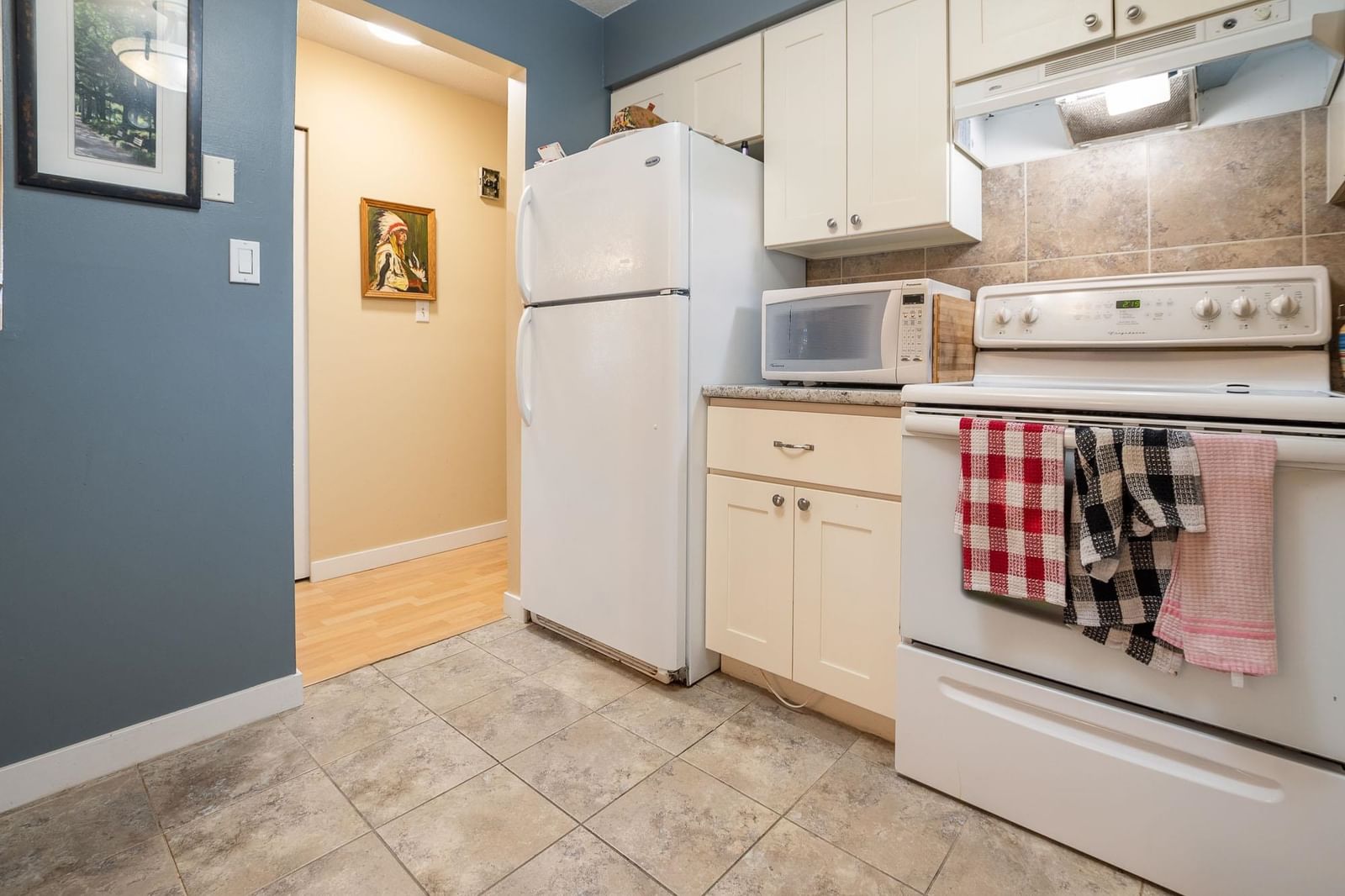 Listing Image 18