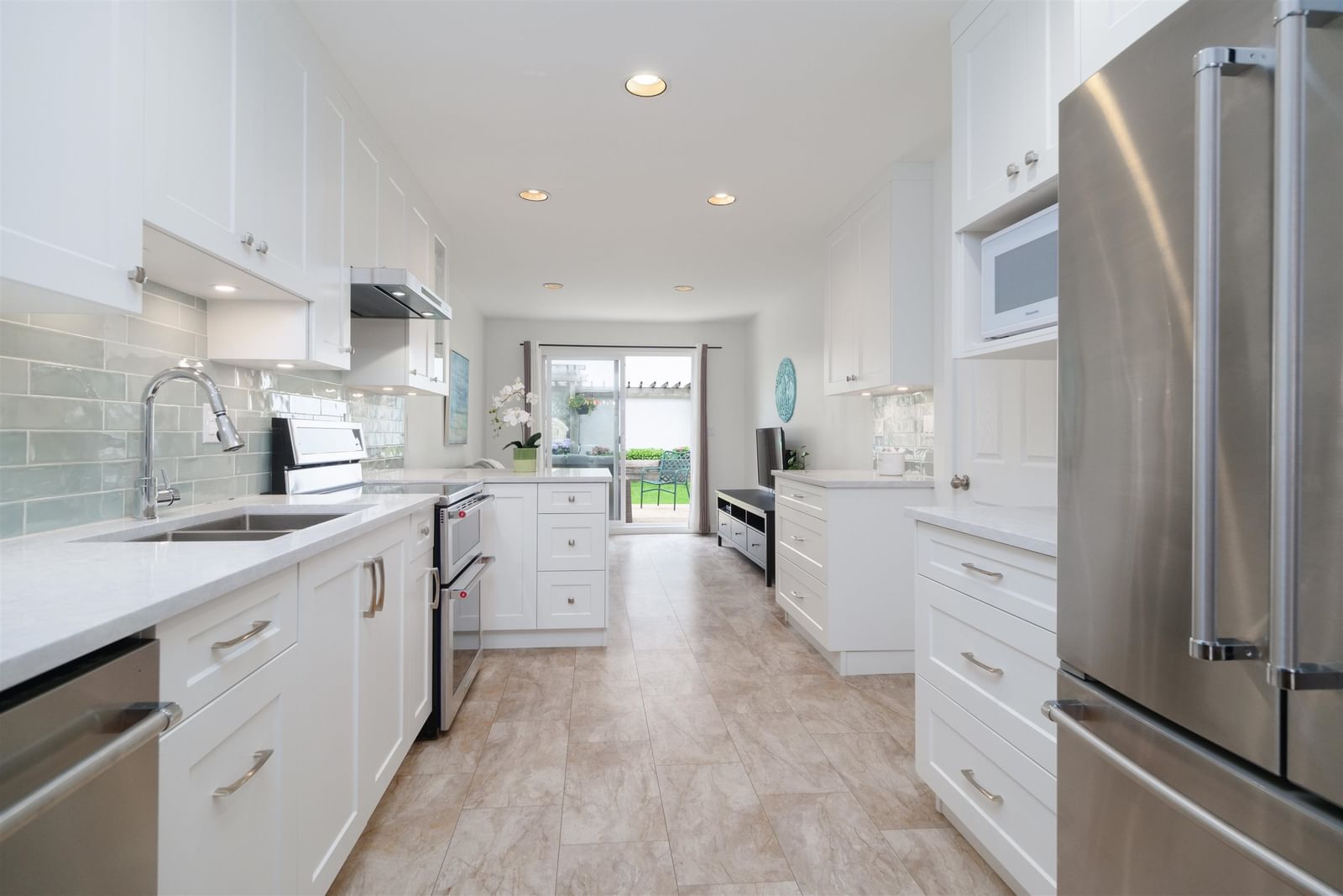 Listing Image 10