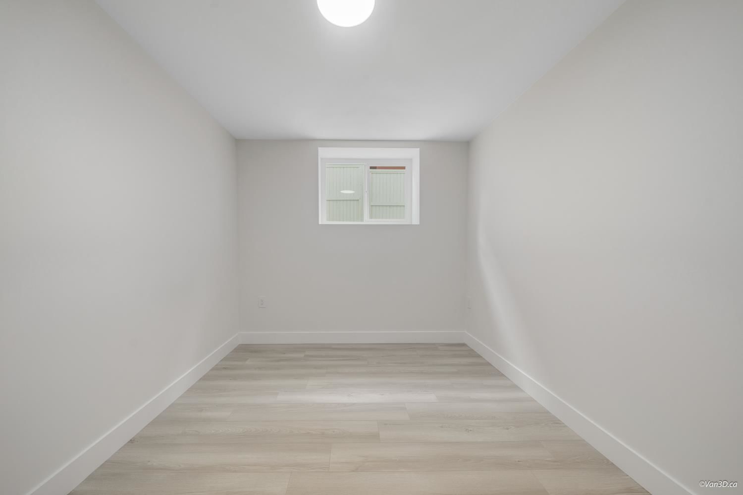 Listing Image 30