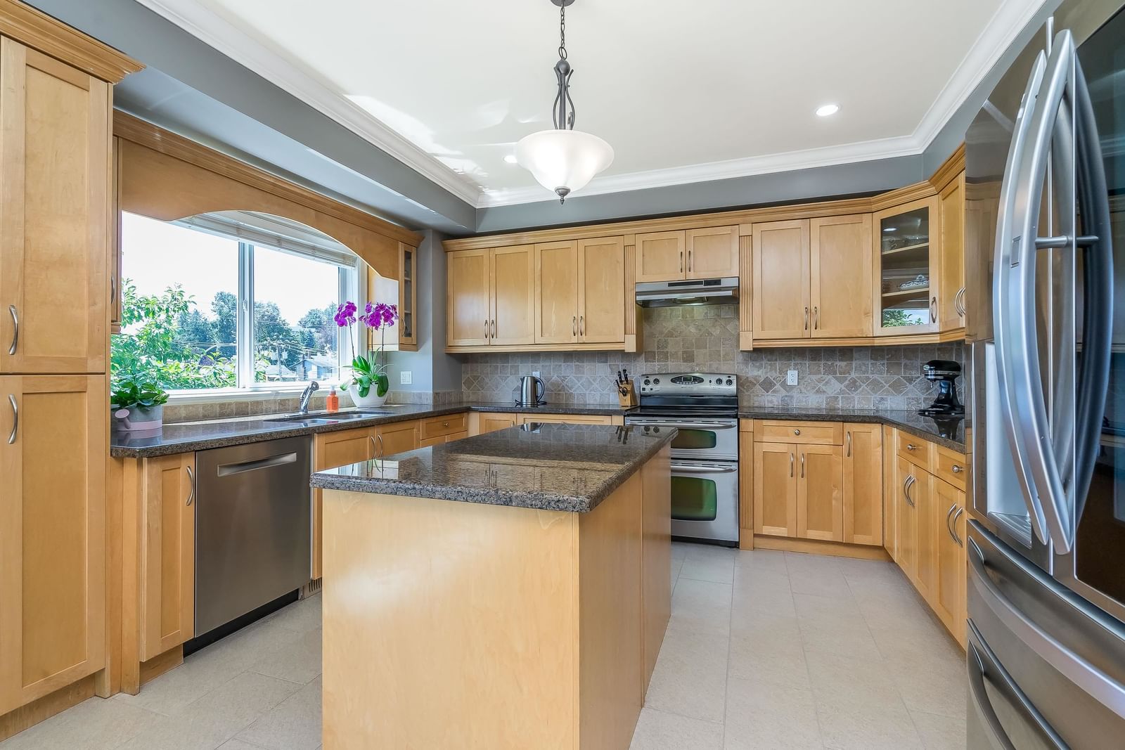 Listing Image 9