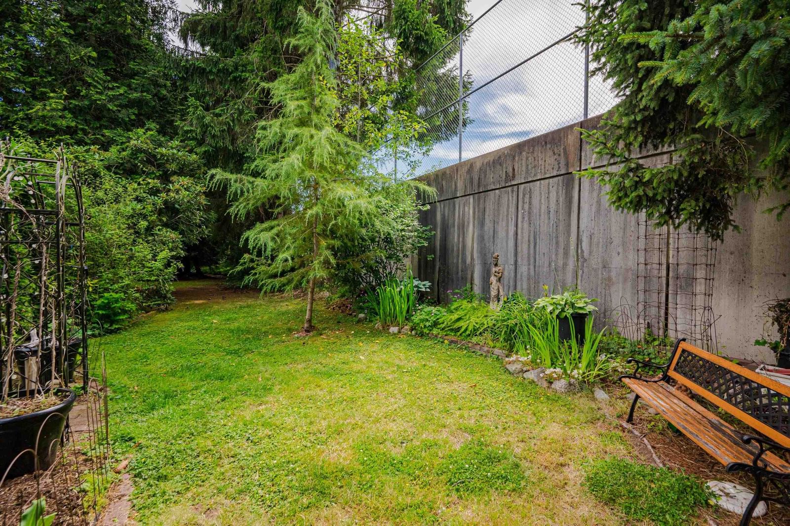 Listing Image 32