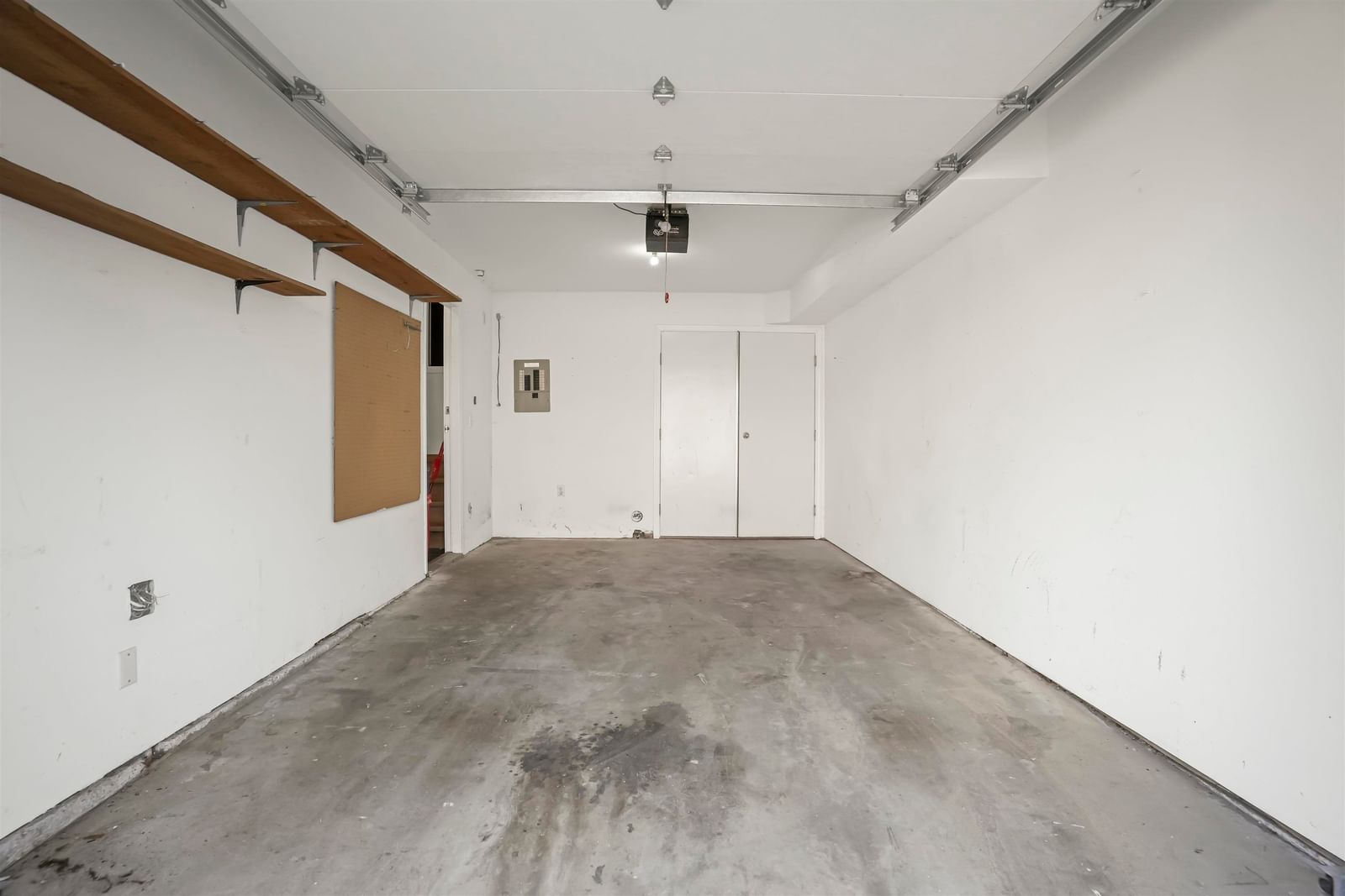 Listing Image 26