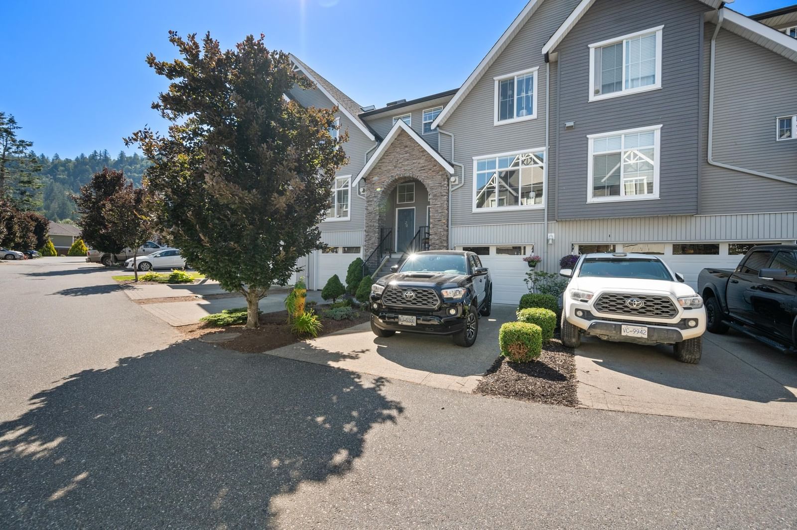 Listing Image 33