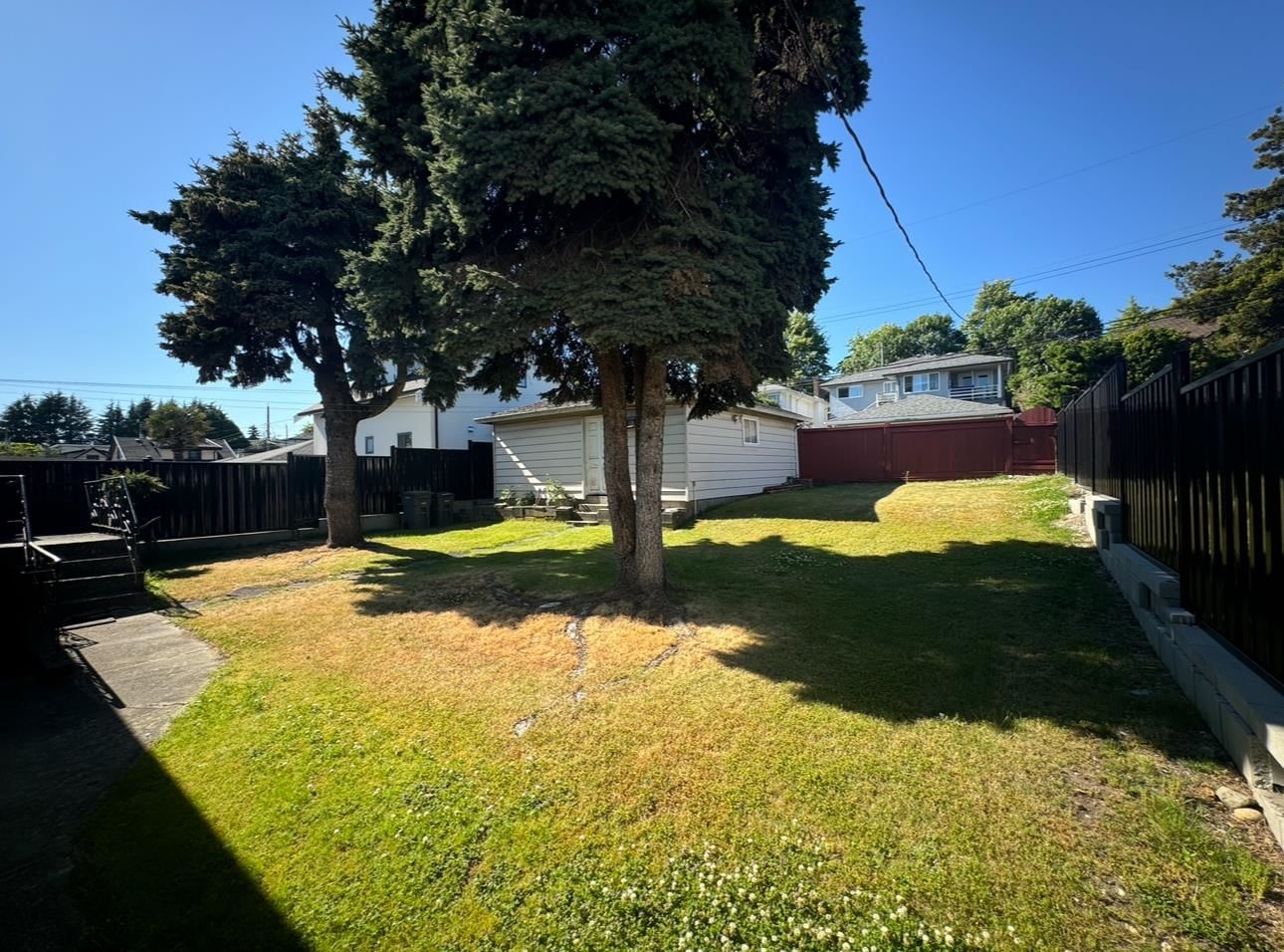 Listing Image 8