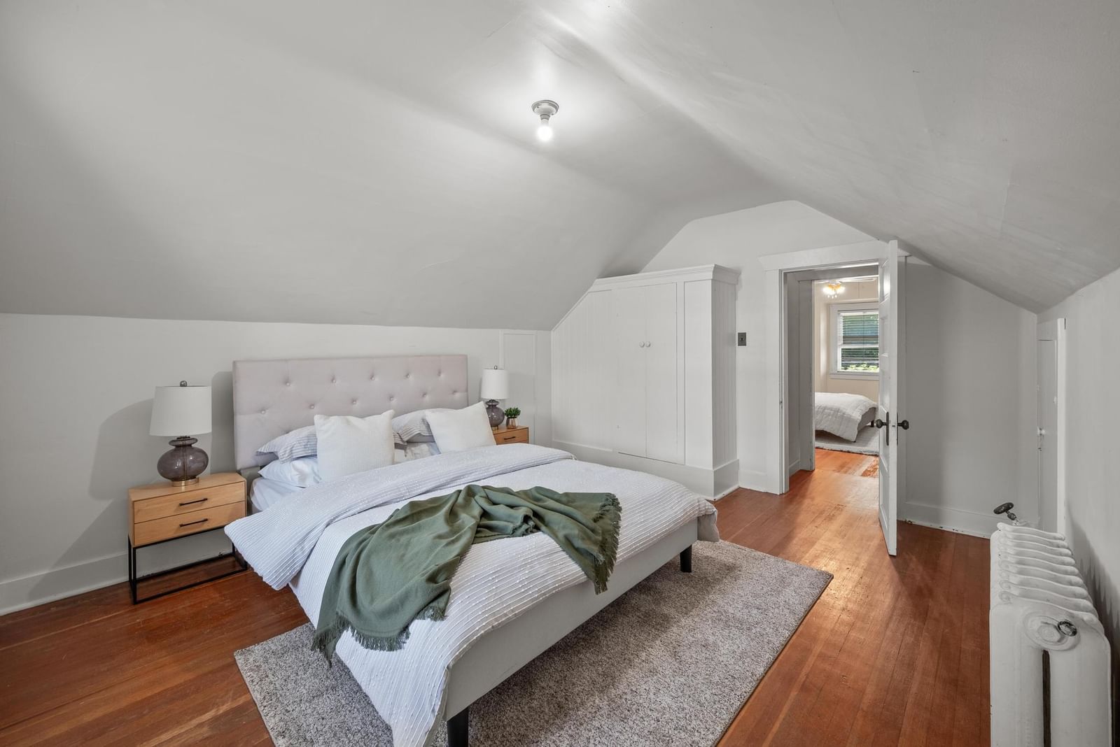 Listing Image 22