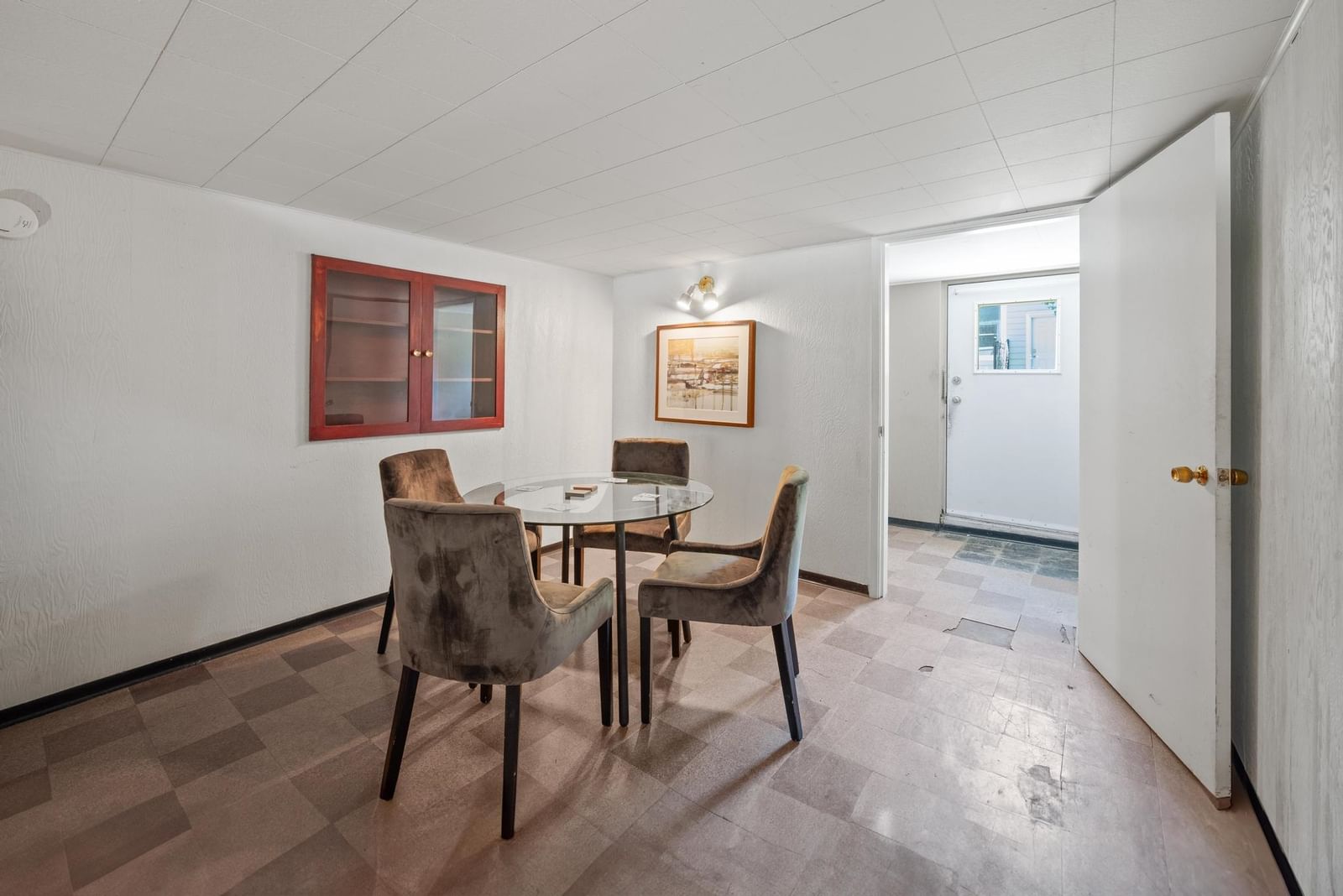 Listing Image 25