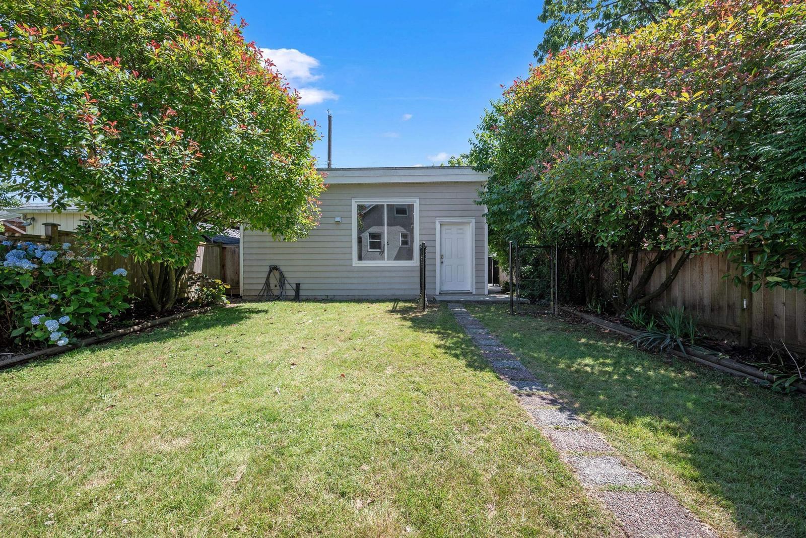 Listing Image 30