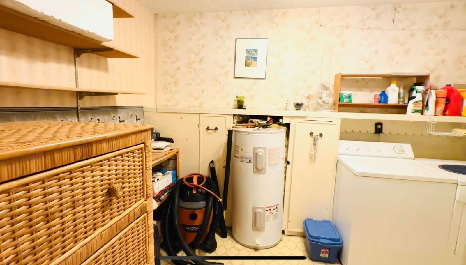 Listing Image 17