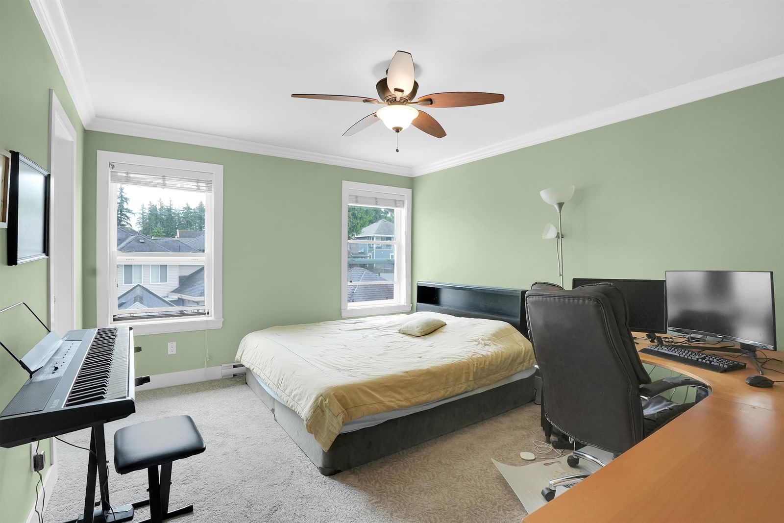 Listing Image 15