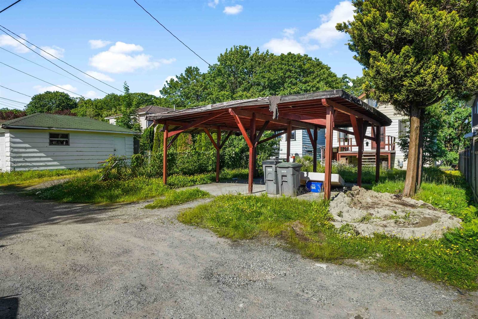 Listing Image 11