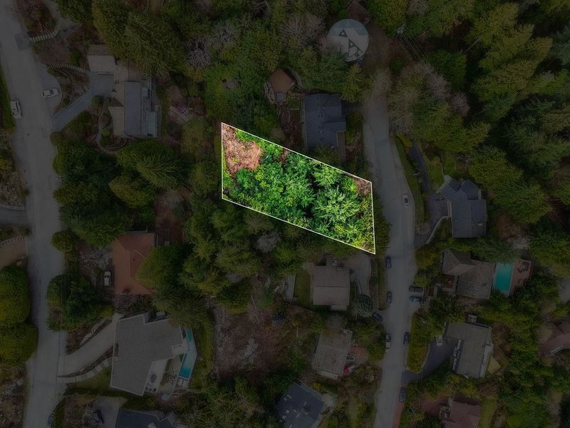 478 Craigmohr Drive, West Vancouver, V7S 1W6 | Image 2