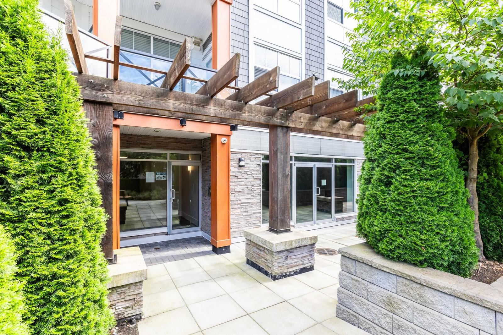 Listing Image 38