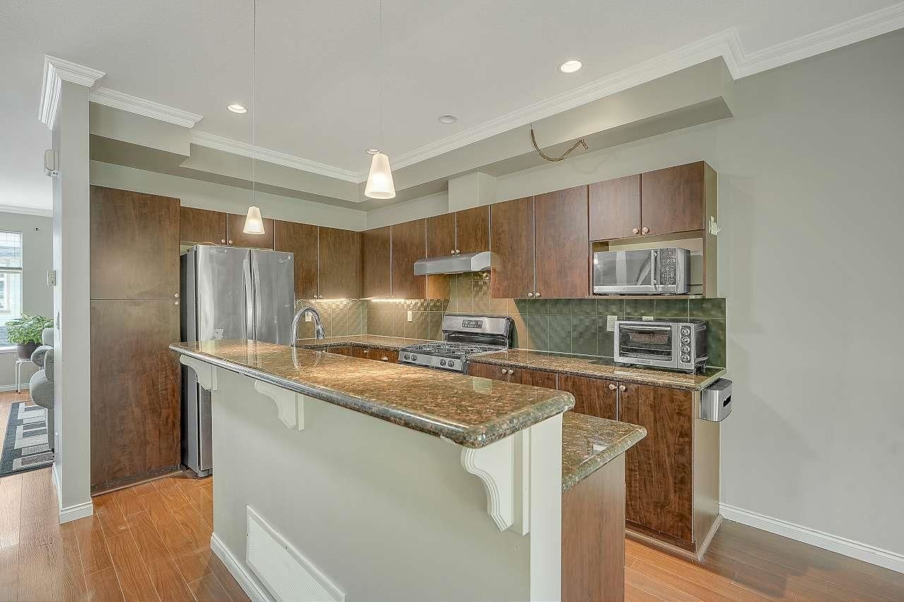 Listing Image 16