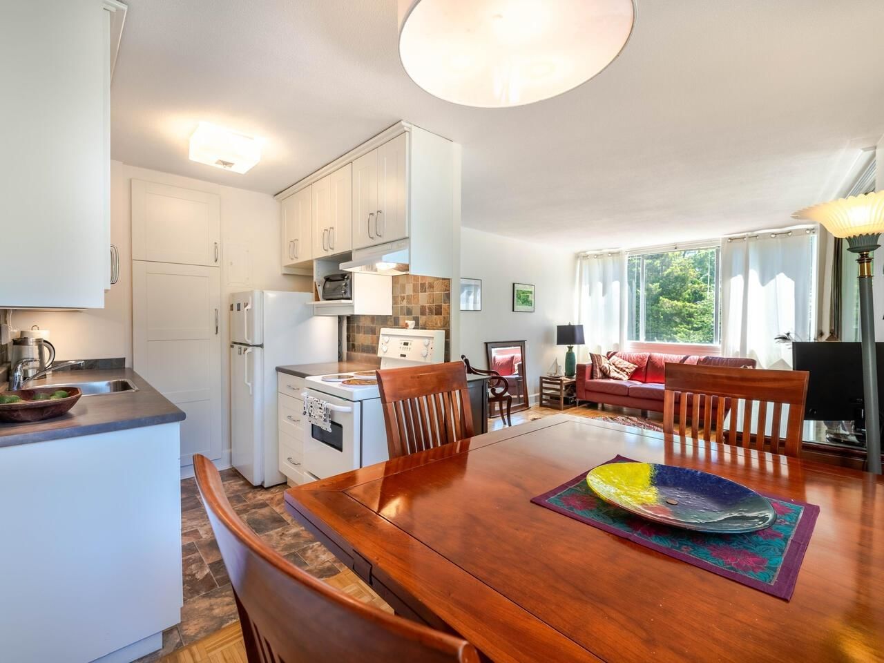 Listing Image 7