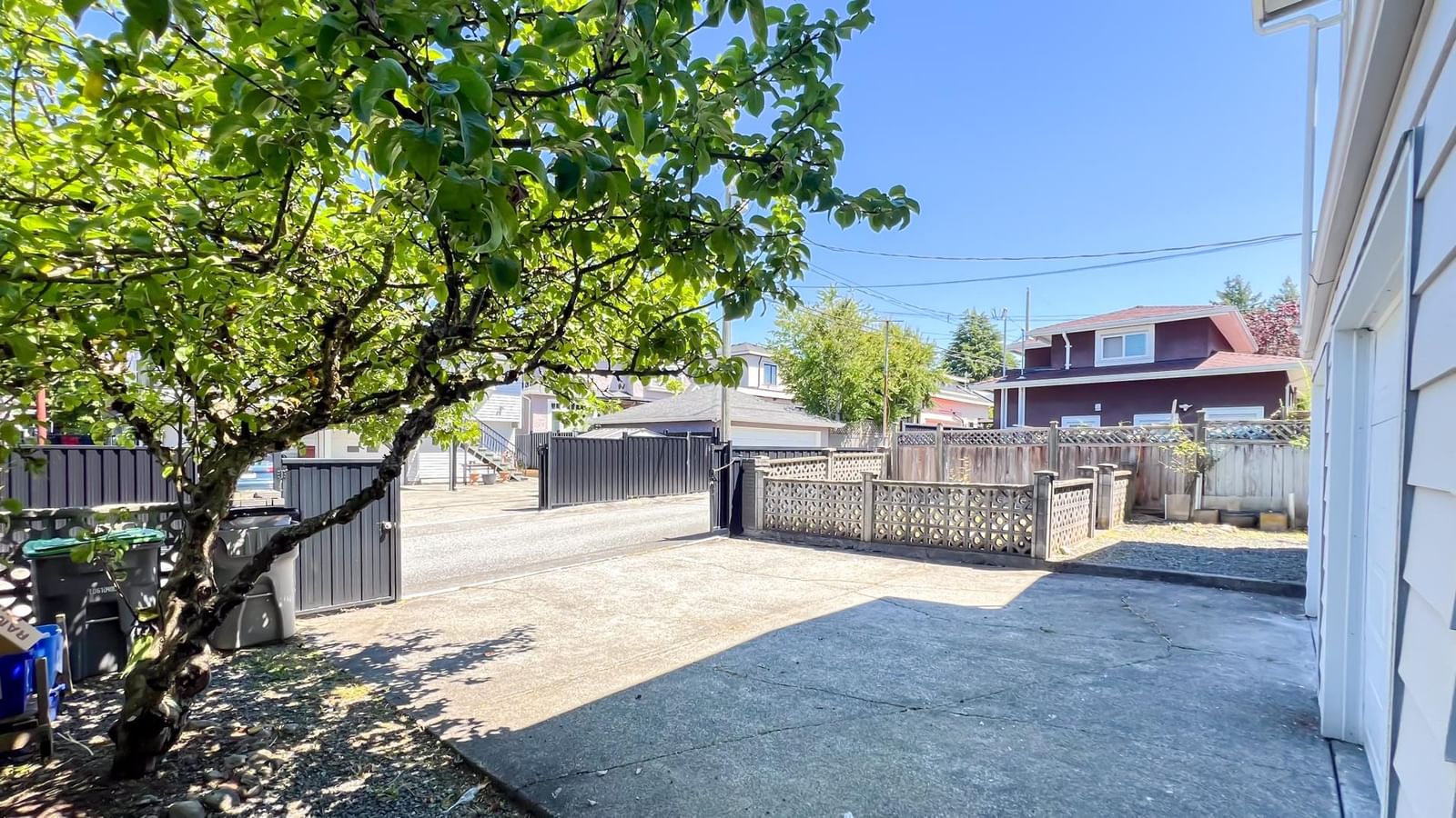 Listing Image 32