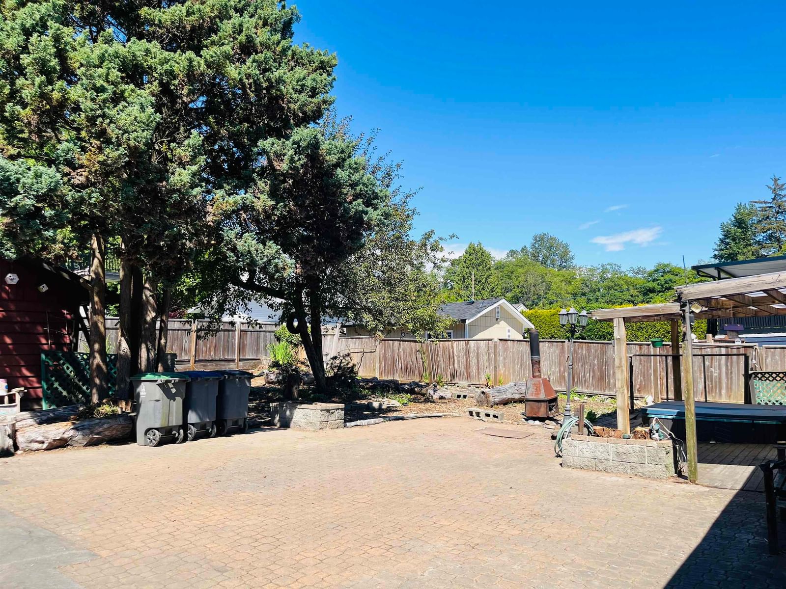 Listing Image 16