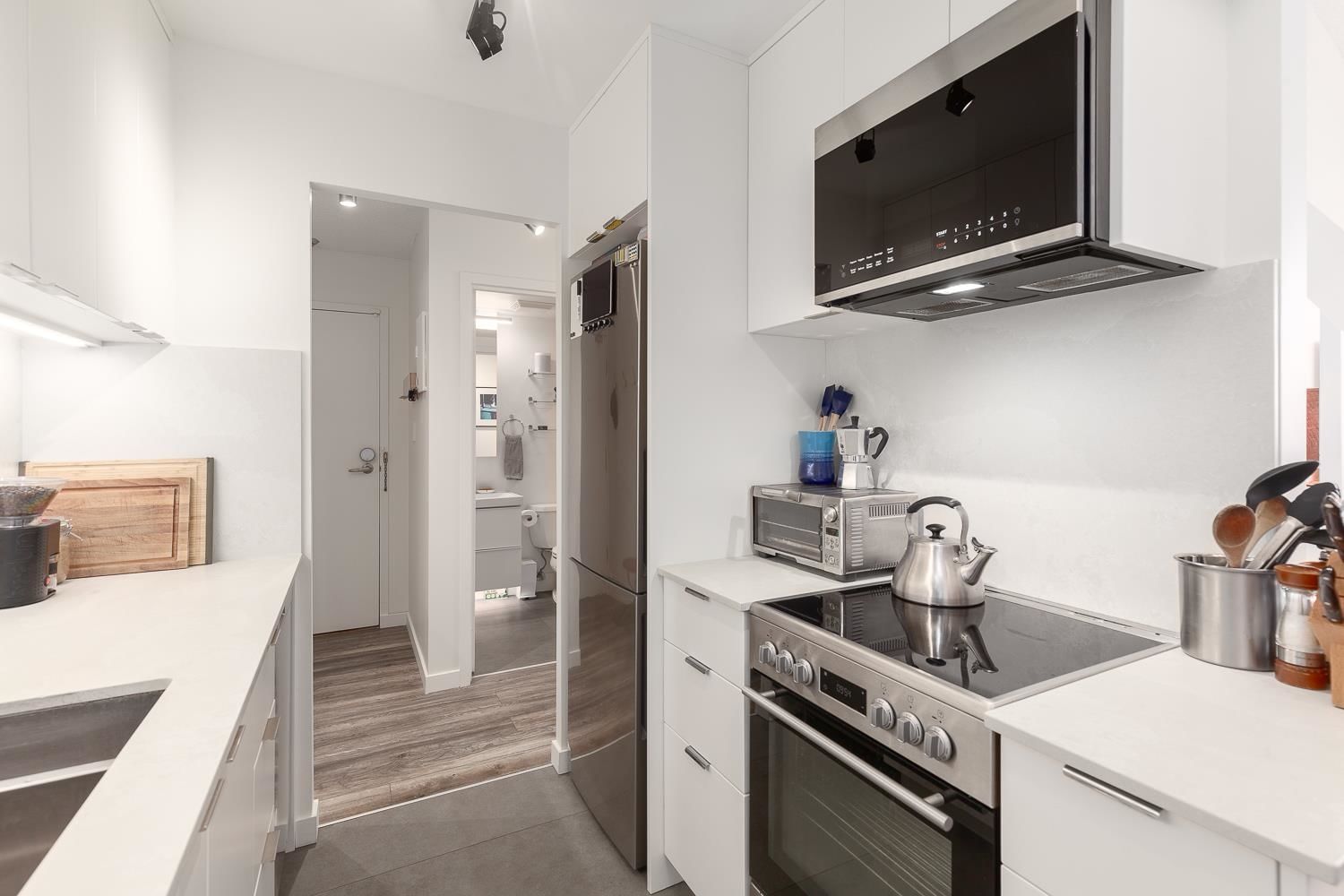 Listing Image 15