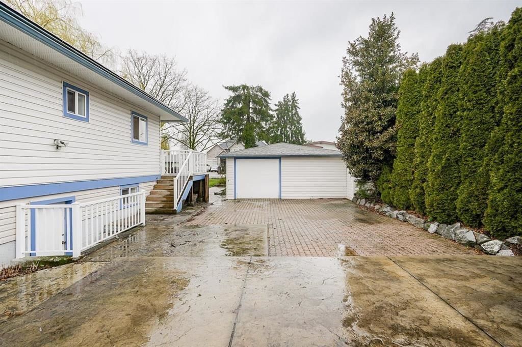 Listing Image 15