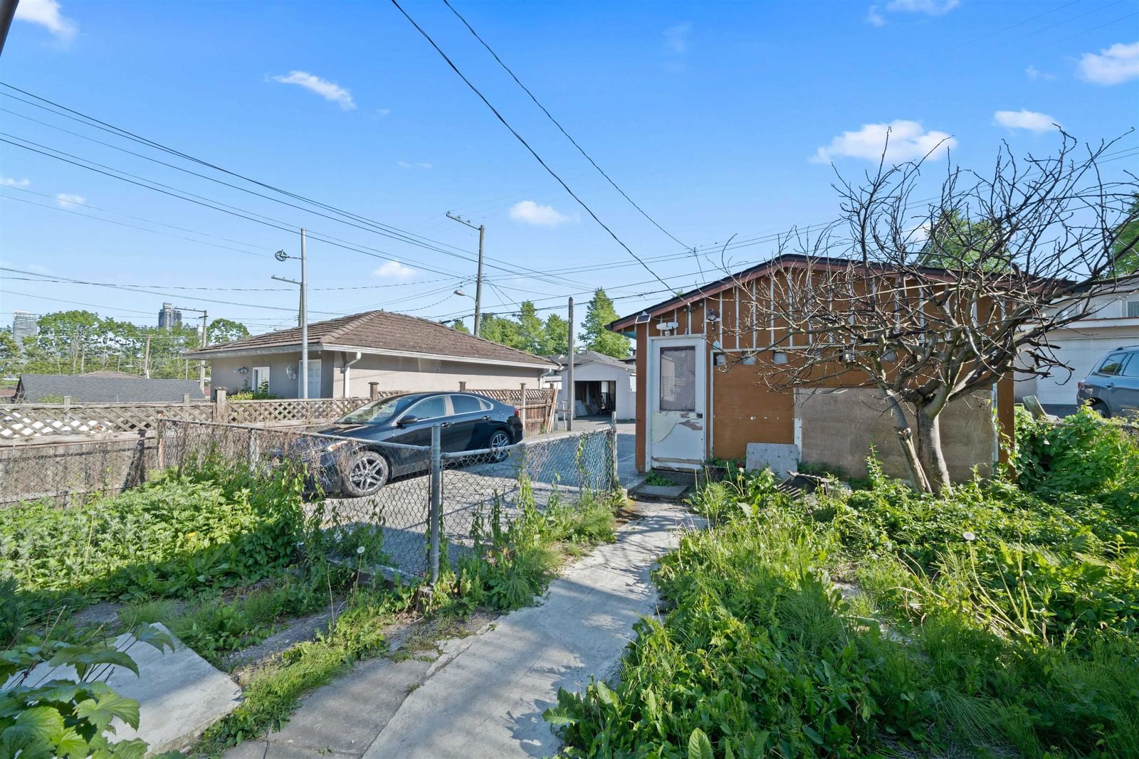 Listing Image 13
