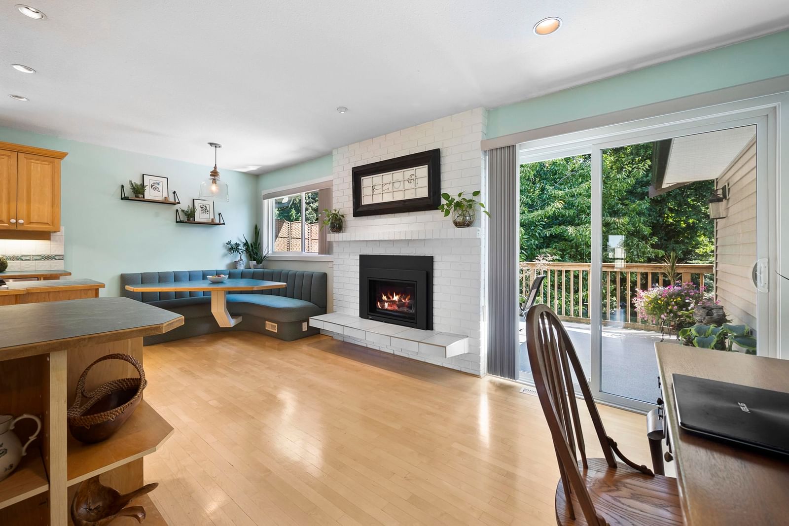 Listing Image 13