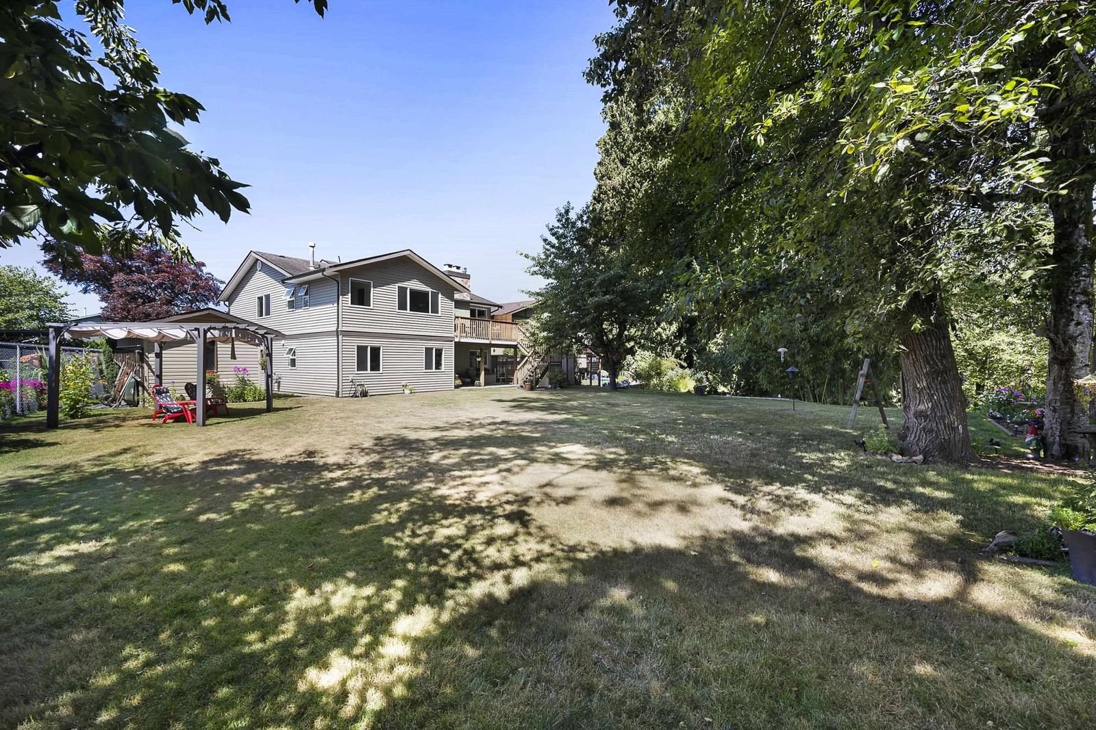 Listing Image 5