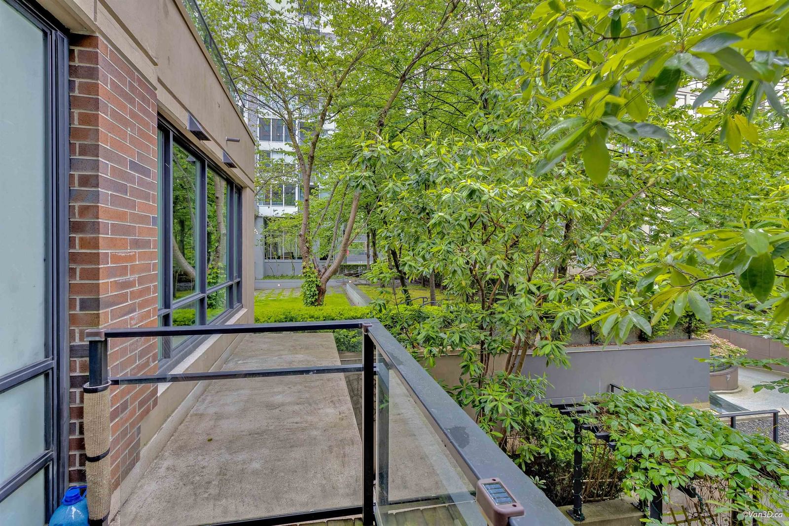 Listing Image 16