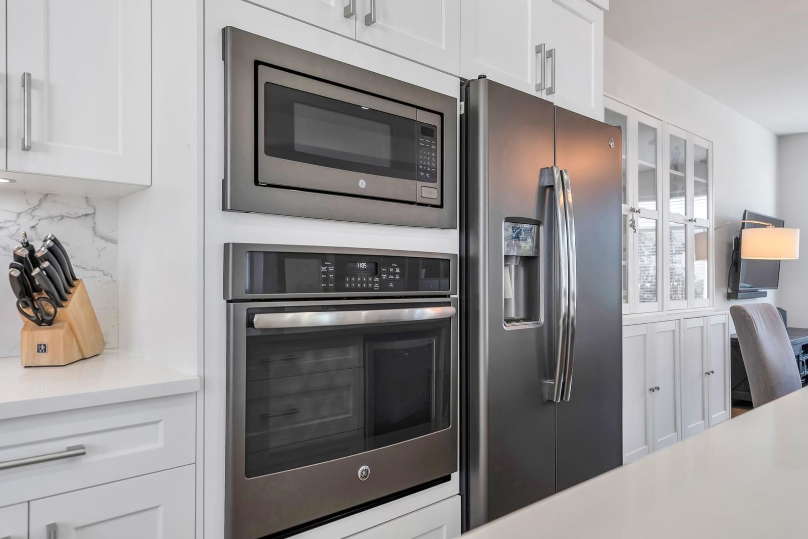 Listing Image 11