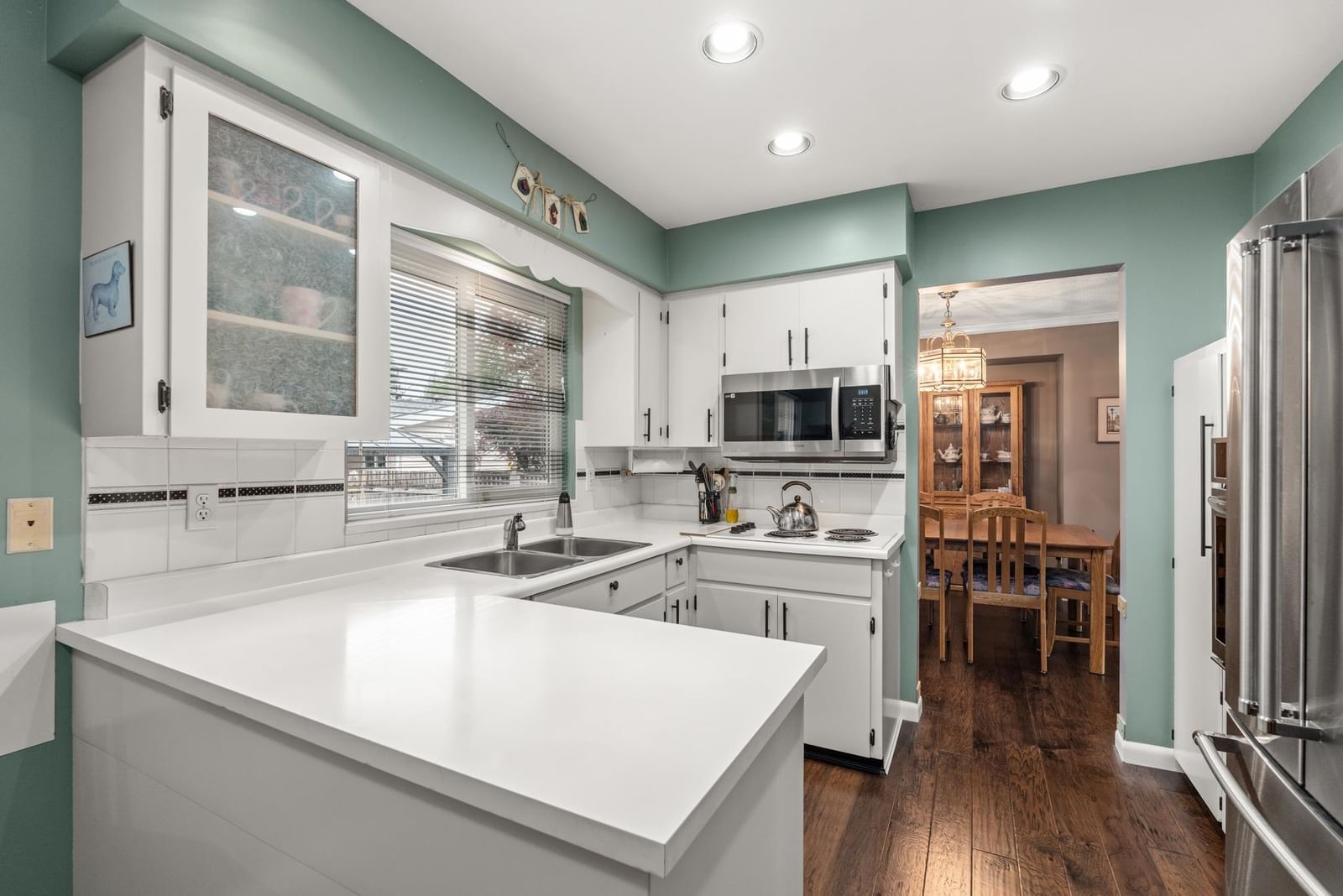 Listing Image 14