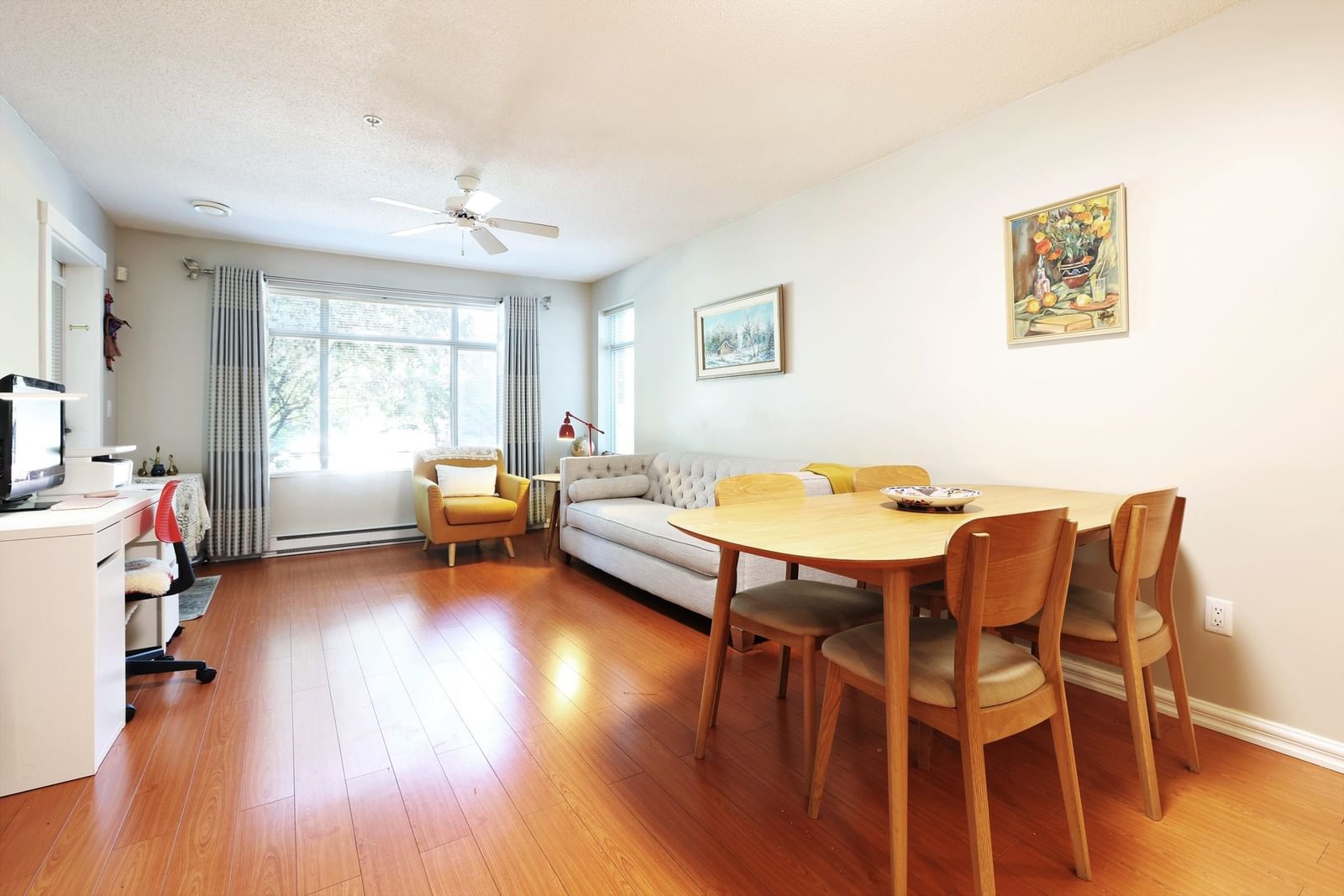 Listing Image 6
