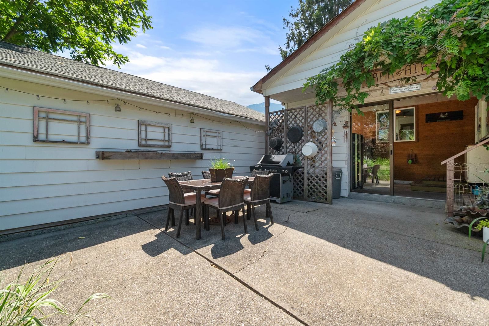 Listing Image 24