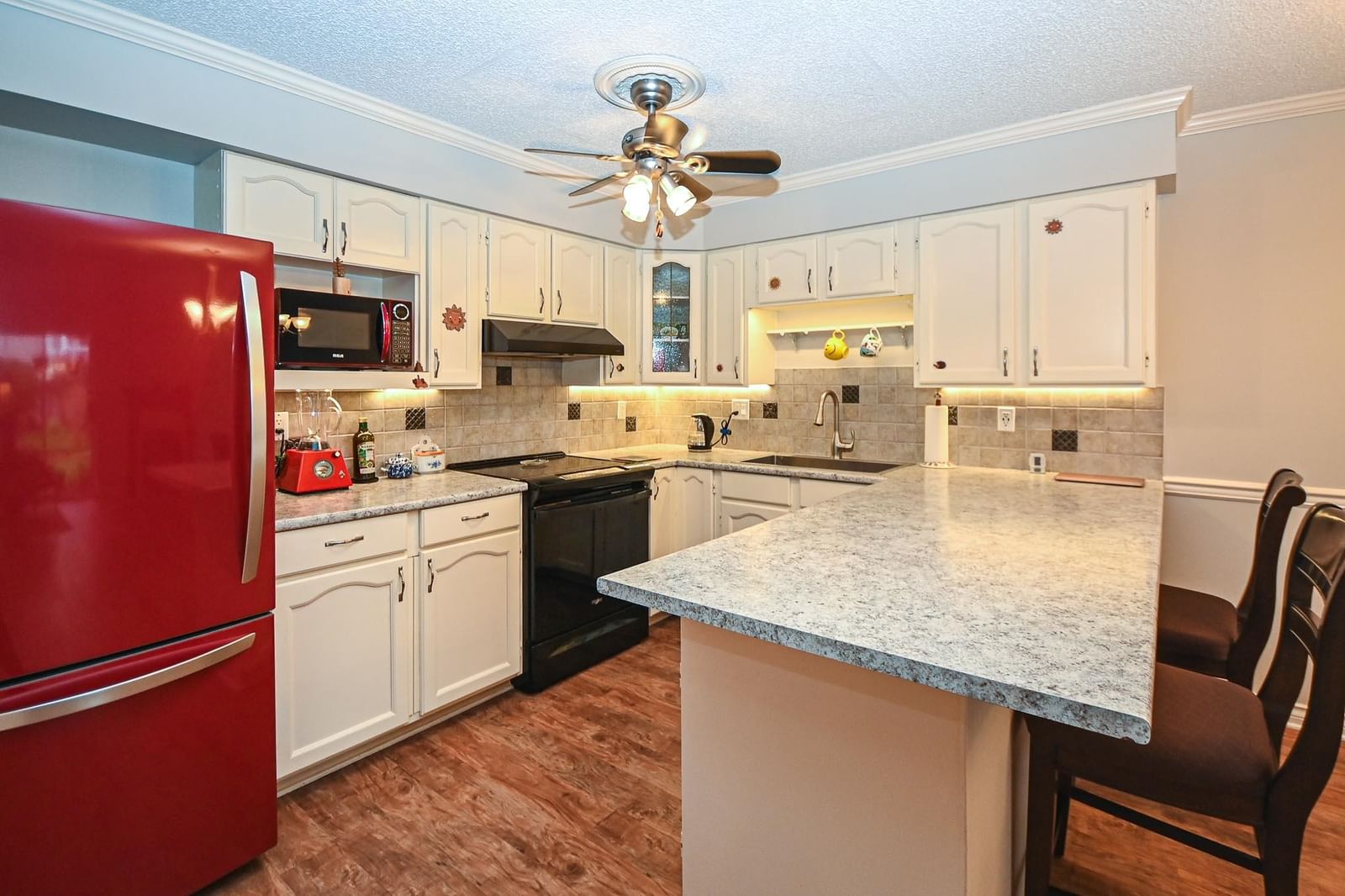 Listing Image 15