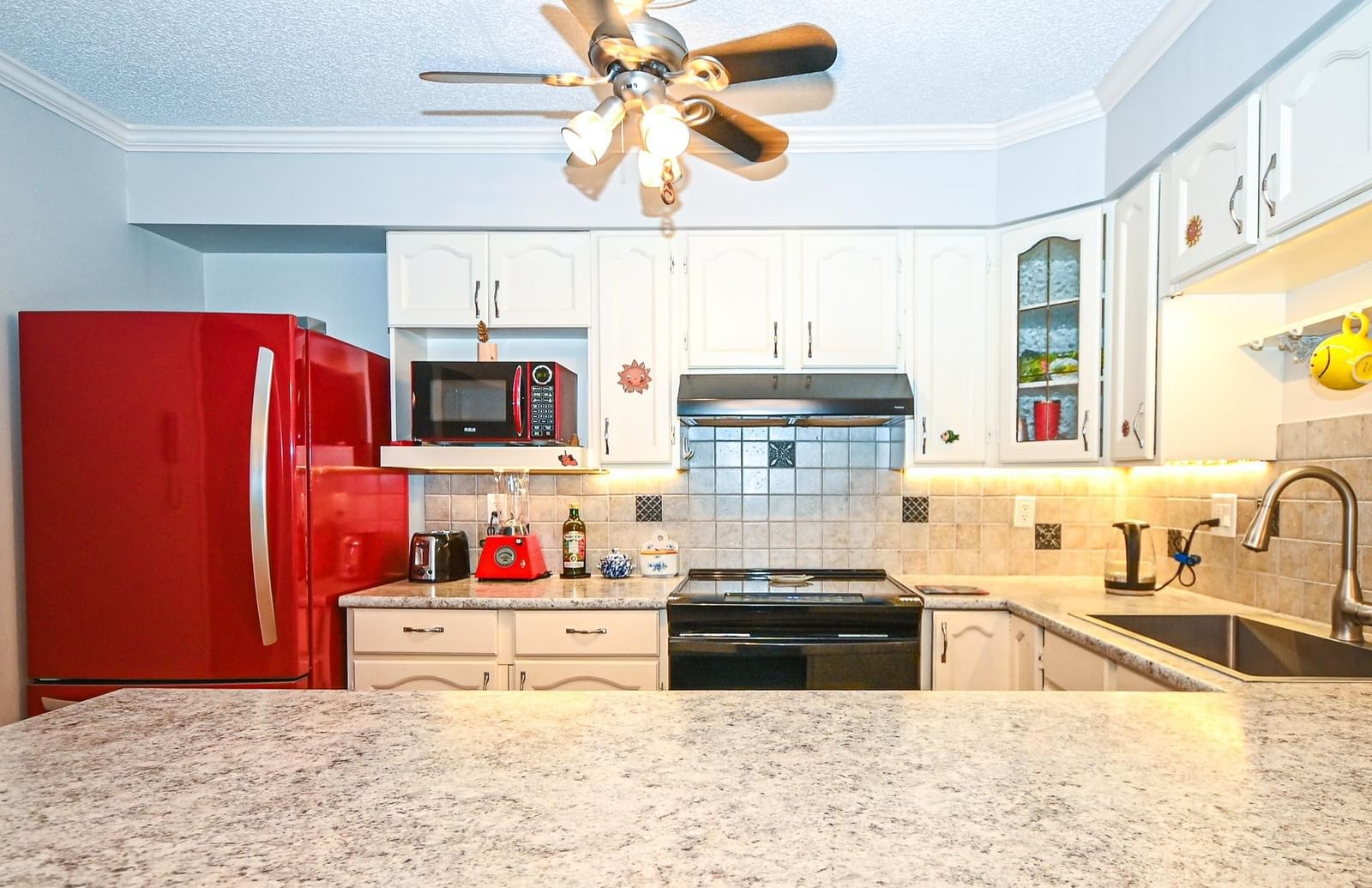 Listing Image 18