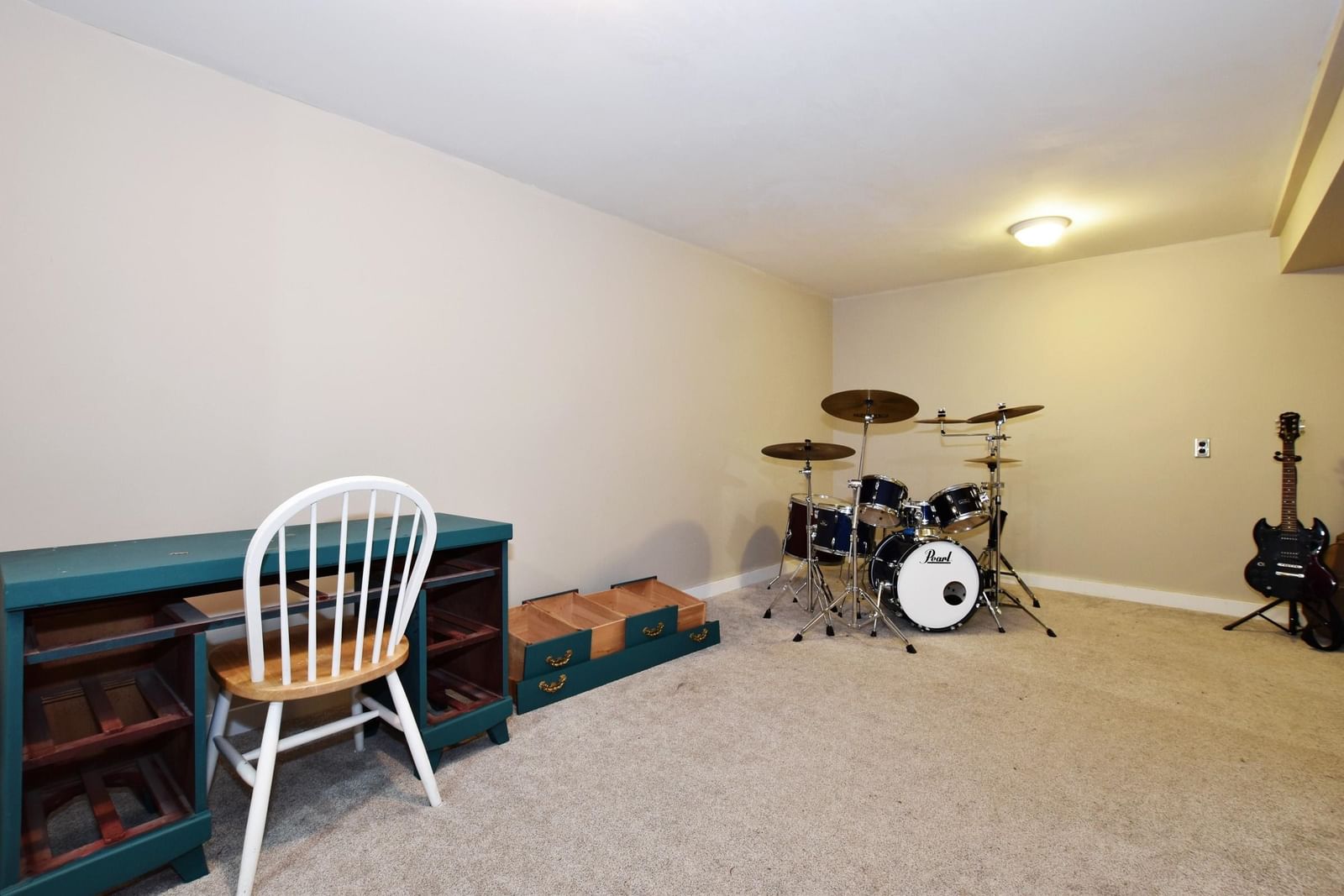 Listing Image 24