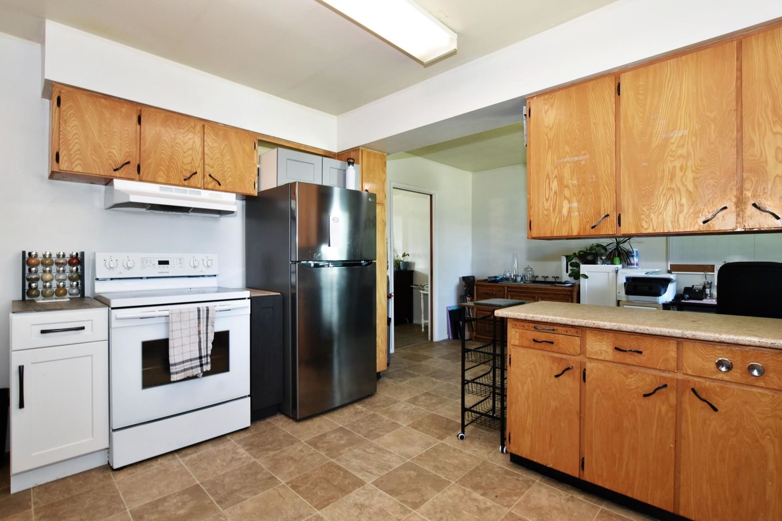 Listing Image 9