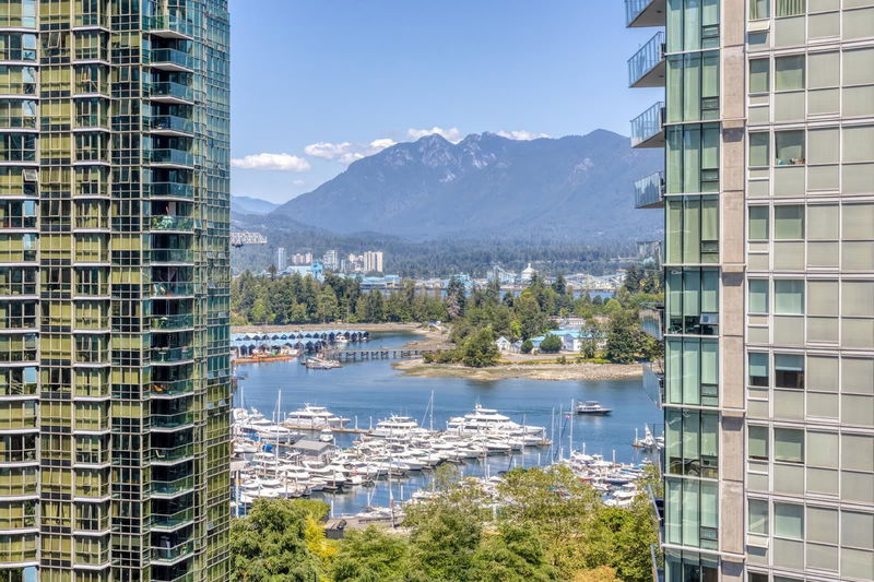 1238 Melville Street #1501, Vancouver, British Columbia (MLS R2904977)