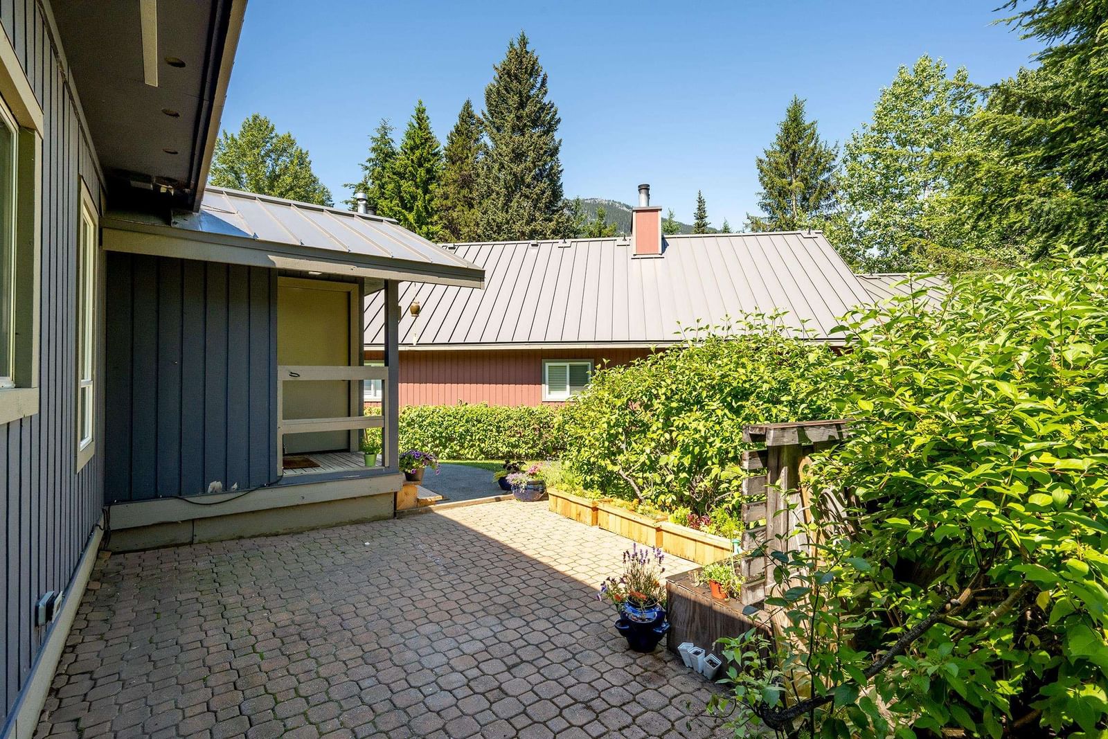 Listing Image 14